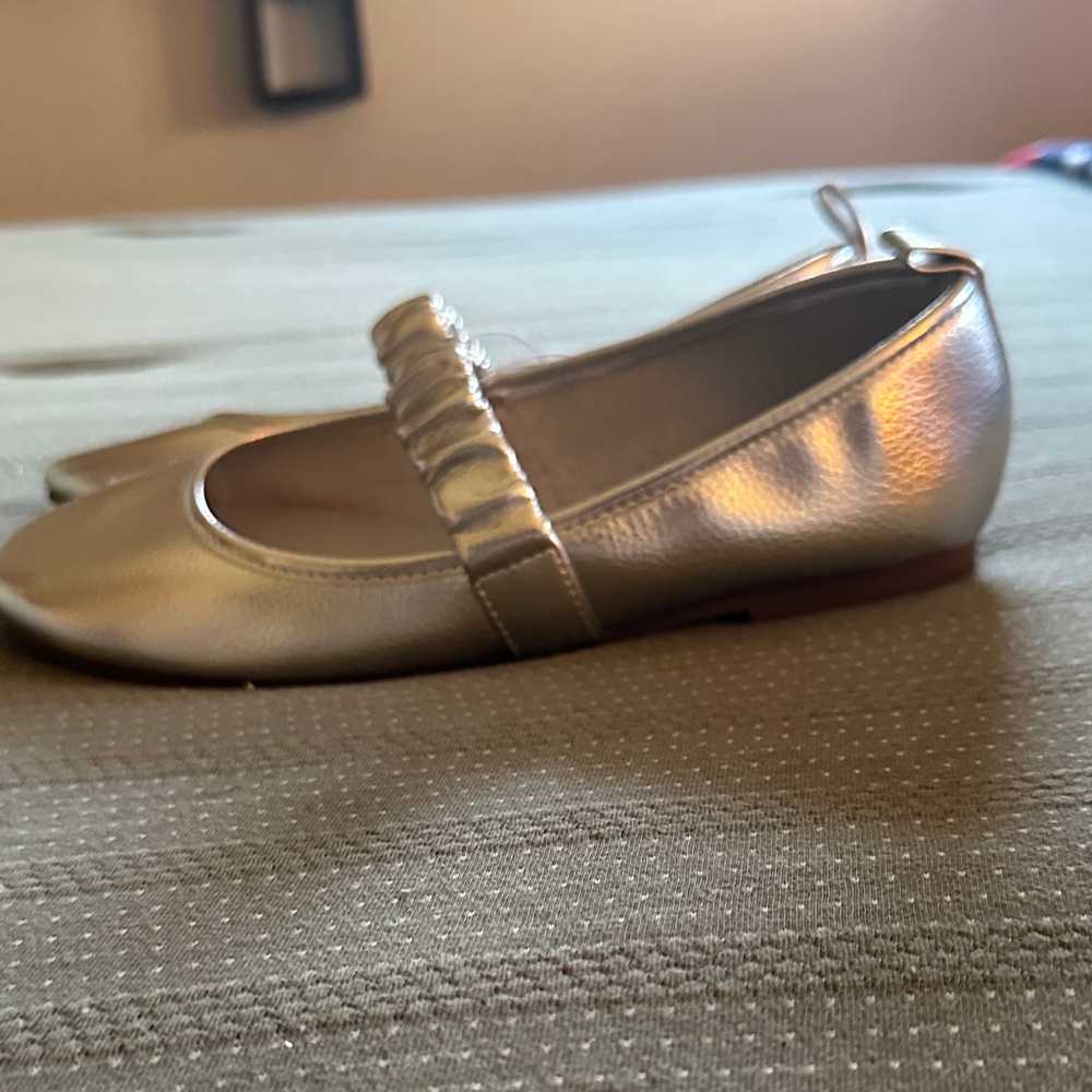 MIA Silver Flats for Women - Picture 2 of 5